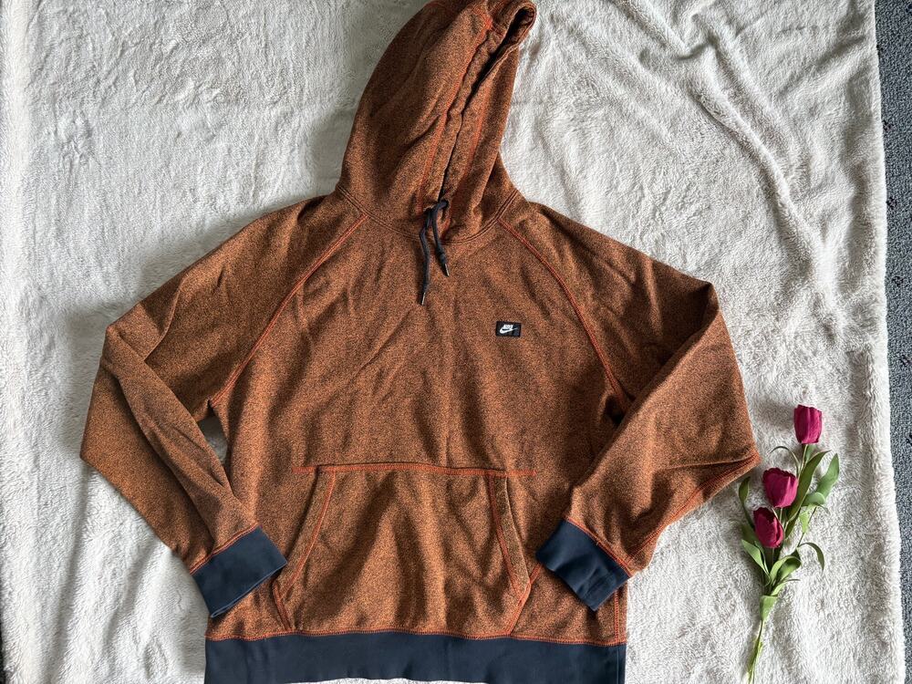 Nike Hooded Sweatshirt Orange and Black Size XL